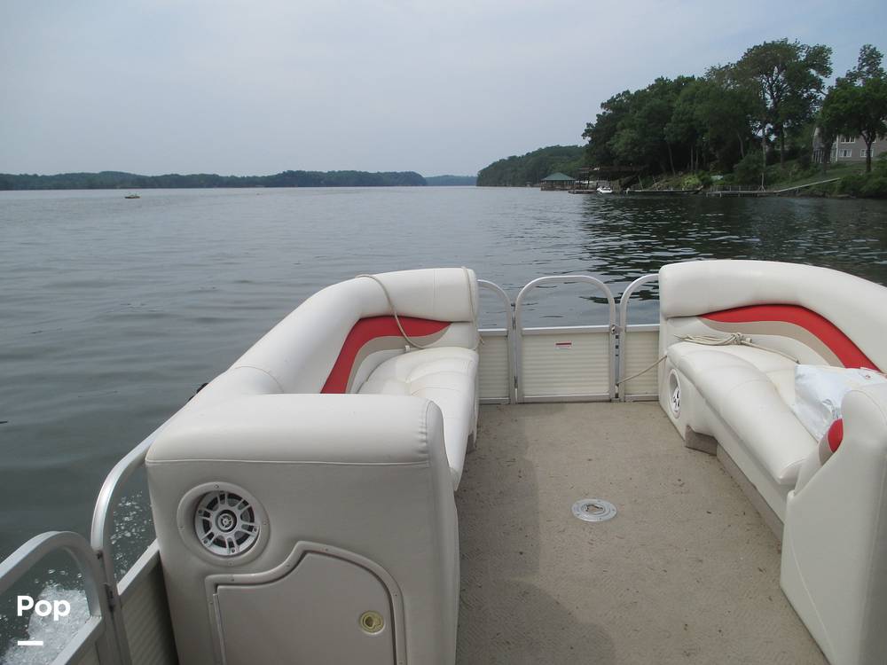 SOLD: Sun Tracker Party Barge 25 Regency Edition boat in Soddy Daisy
